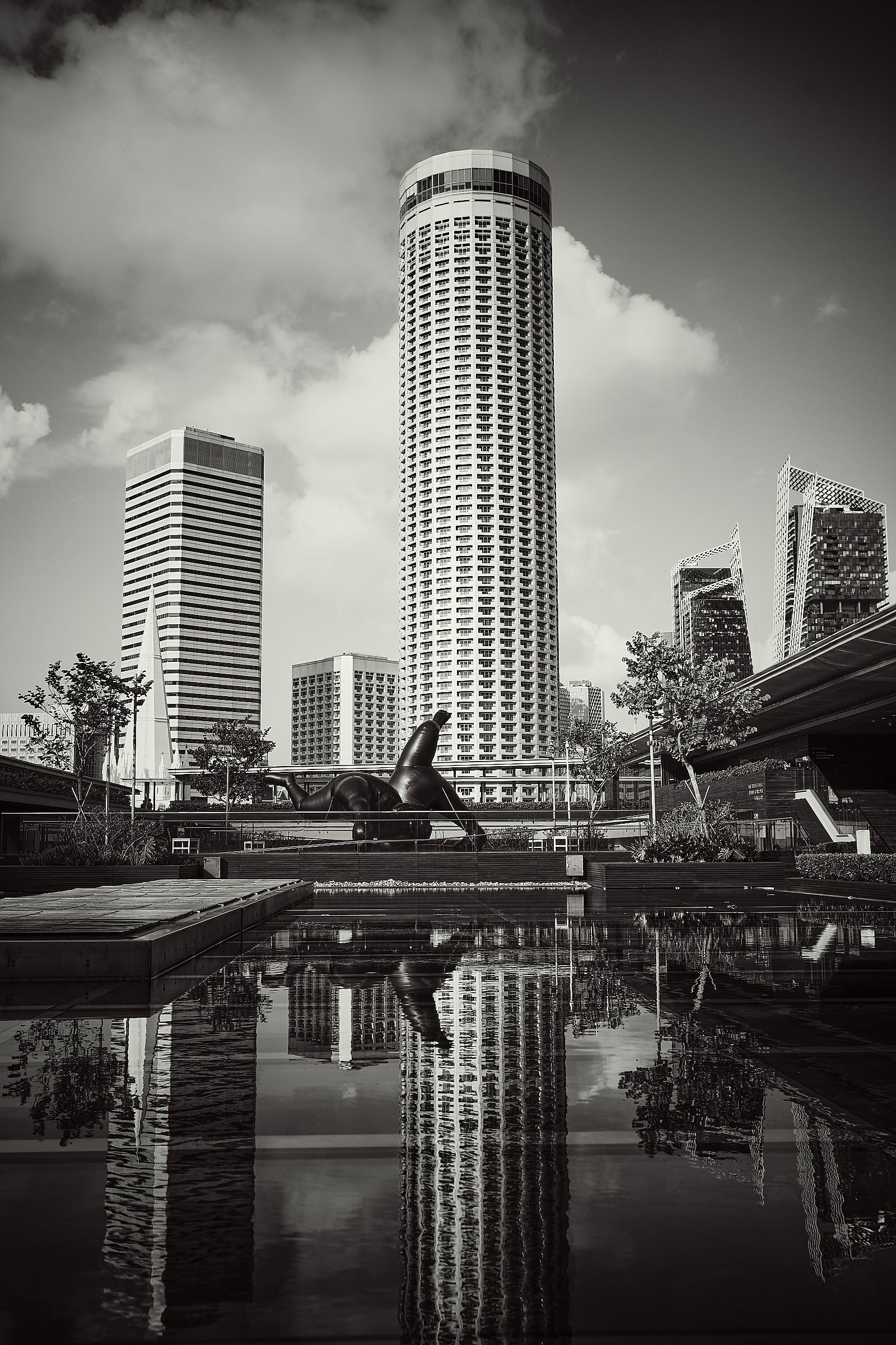 #mirror water black&white